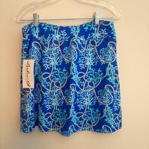 Lulu-B Skirt/Skort Size Medium